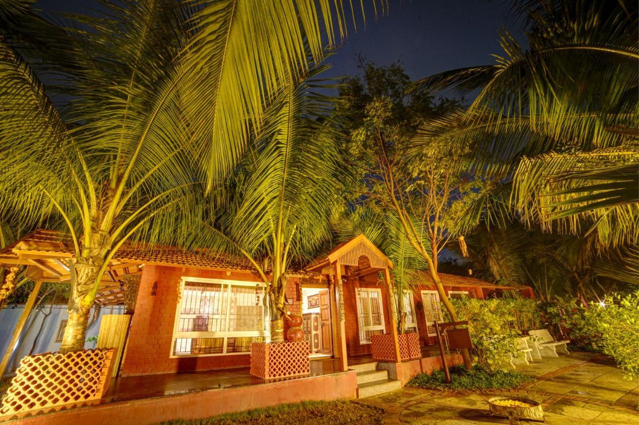 Brown Town Resort & Spa Hyderabad Ngoại thất bức ảnh