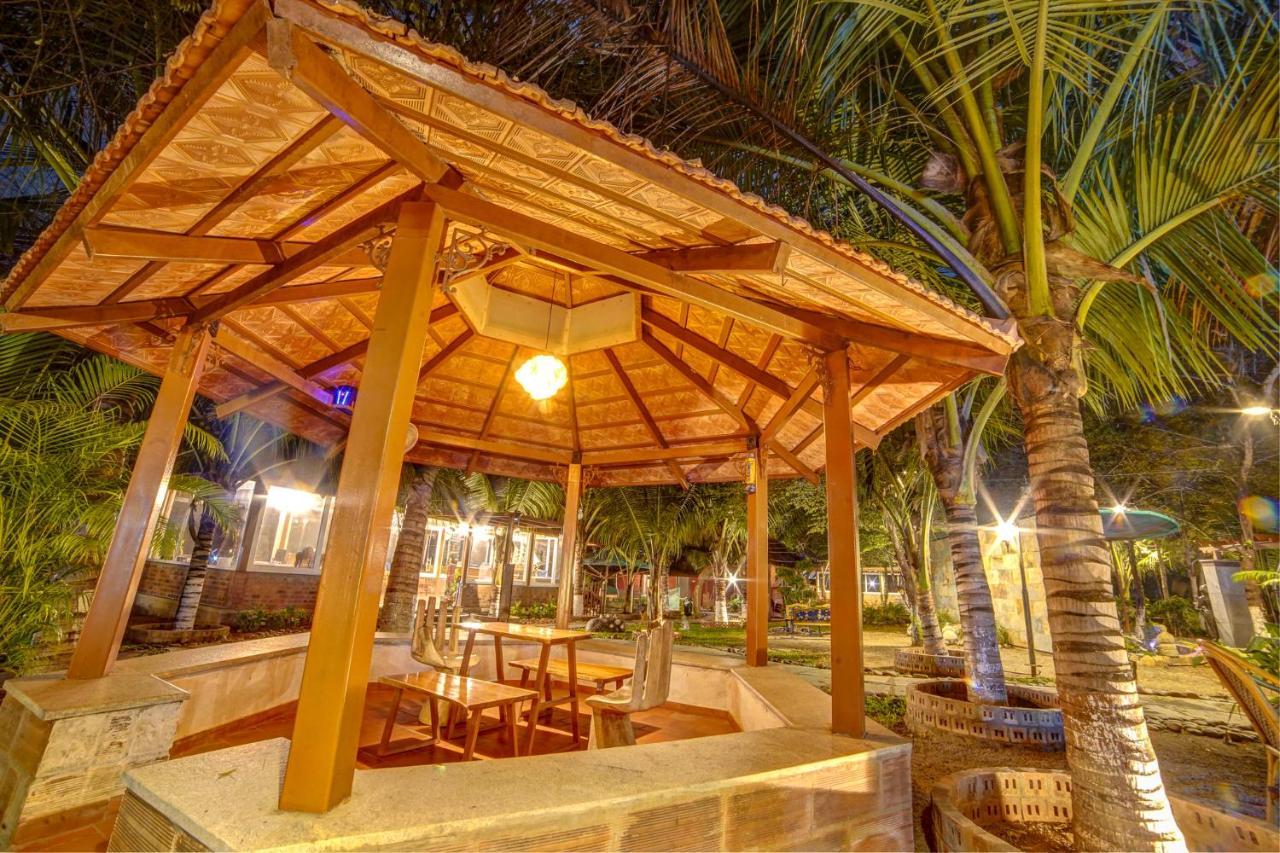 Brown Town Resort & Spa Hyderabad Ngoại thất bức ảnh