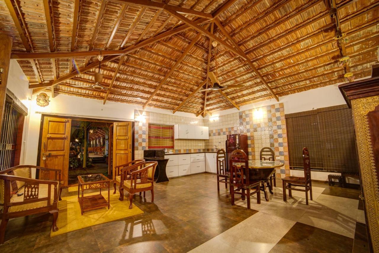 Brown Town Resort & Spa Hyderabad Ngoại thất bức ảnh