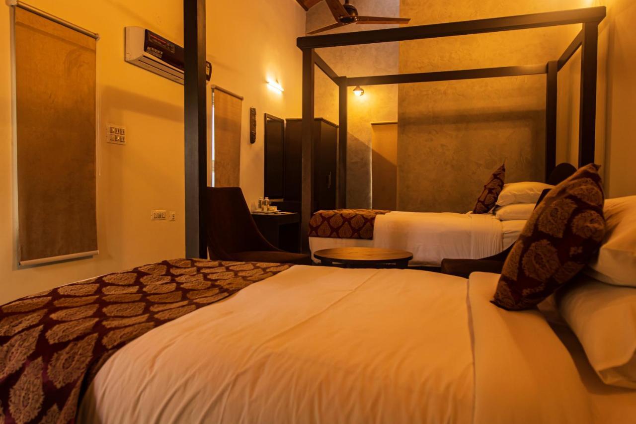 Brown Town Resort & Spa Hyderabad Ngoại thất bức ảnh
