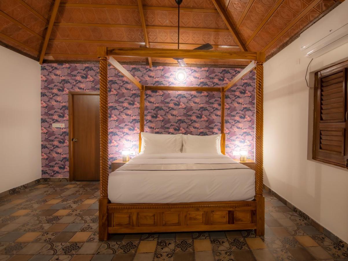 Brown Town Resort & Spa Hyderabad Ngoại thất bức ảnh
