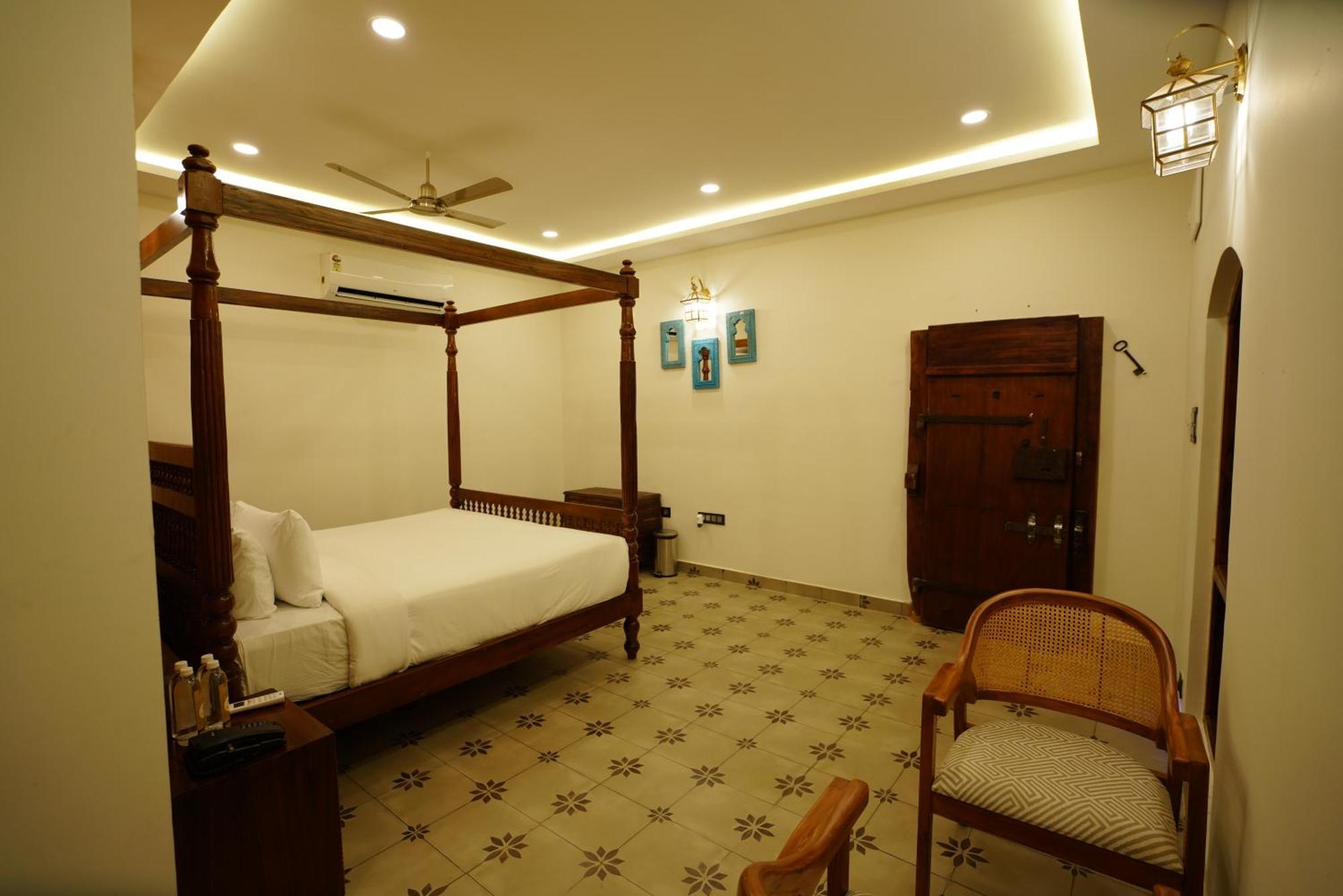 Brown Town Resort & Spa Hyderabad Ngoại thất bức ảnh